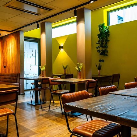 Bud Gett Hostels Groningen Bagian luar foto