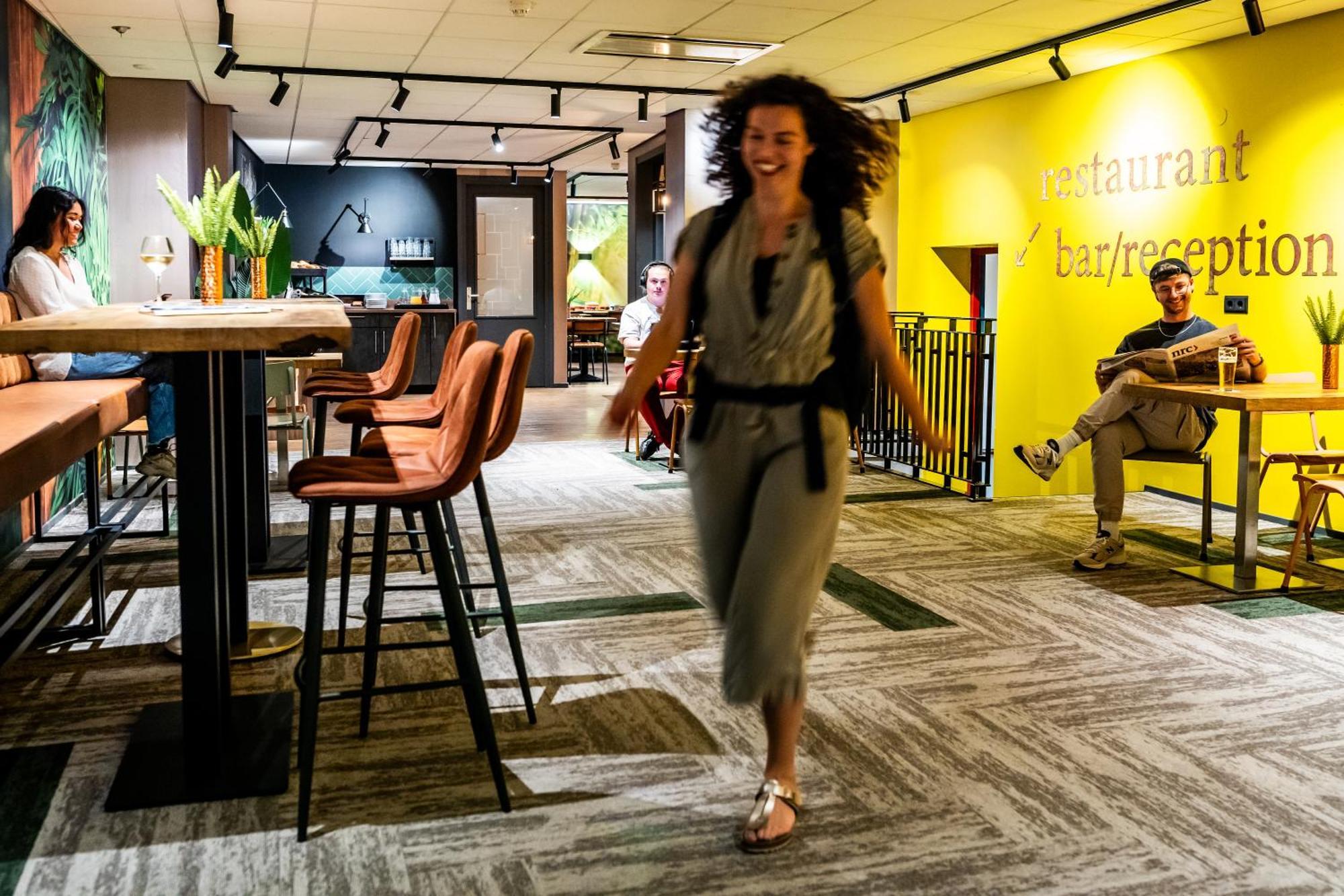 Bud Gett Hostels Groningen Bagian luar foto