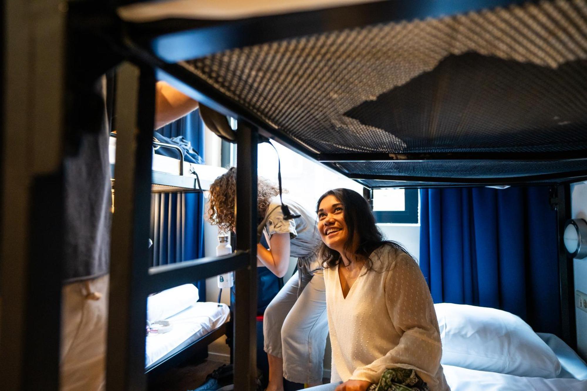 Bud Gett Hostels Groningen Bagian luar foto